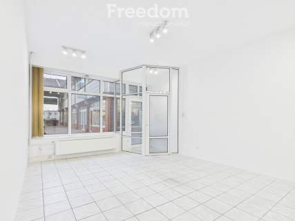 Lokal mieszkanie w Kwadracie, centrum Pruszcza
