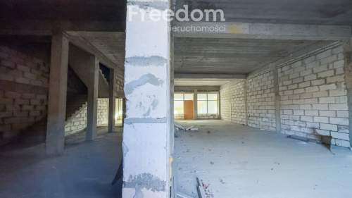 Lokal 965,50 m   centrum Giżycka