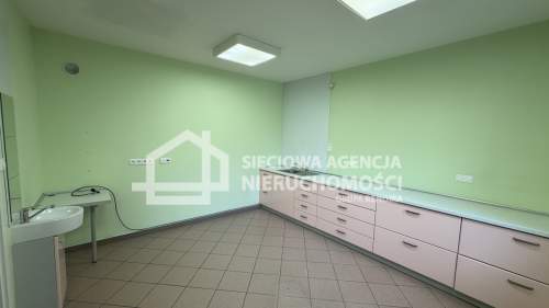 Lokal od głównej ulicy- Gdynia Działki Leśne