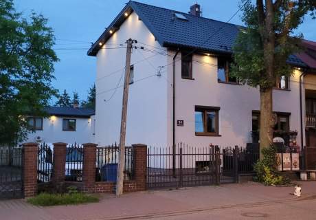 Na sprzedaż nieruchmość - dom PIastów centrum