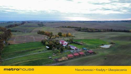 Spokojna posiadłość na Pomorzu z dużym potencjałem