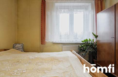 Dom bliźniaczy z dużą działką pod firmę