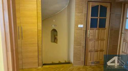 Ursus Dom pod usługi lub hostel