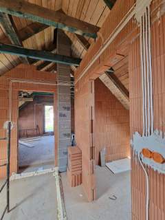 DOM 2 PIETRA - 140 M2 - DZIAŁKA 7 ARÓW - ZARZYCE