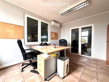 Na sprzedaż 3 hale produkcyjno-magazynowe