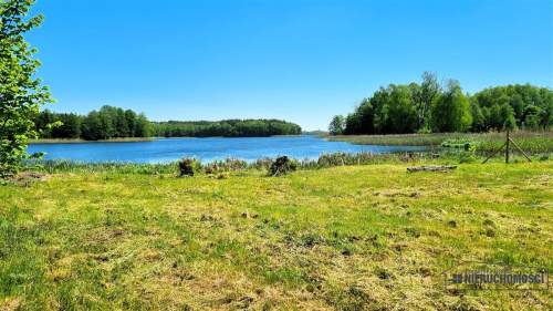 Szczecinek - duża działka budowlana nad jeziorem 