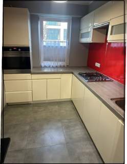 Bezpośrednio 4 pokojowe/ wysoki parter/ CENTRUM