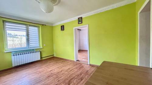 Dom dwupokoleniowy z widokiem na góry
