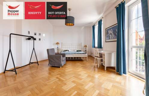 Lokal z witryną 38 m2 mieszkanie 107 m2 w cenie