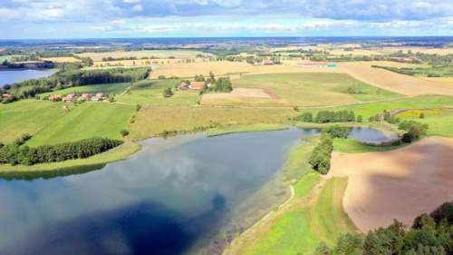 Działka bud. 2,1 ha z linią brzegową jeziora Mamry