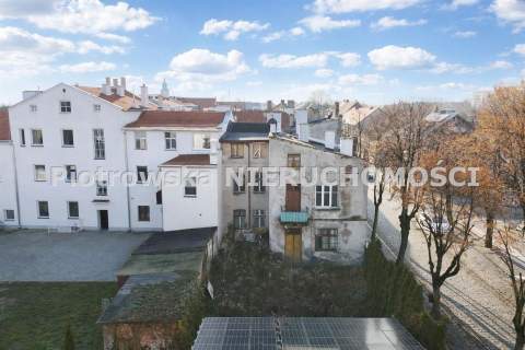 Nieruchomość komercyjna na sprzedaż, 291,1 m2, Sieradz