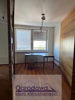 Apartament w centrum, 2 miejsca w garażu
