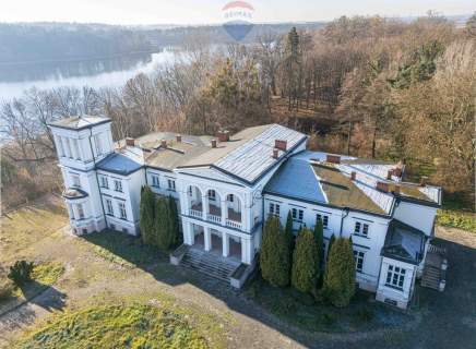 PAŁAC NAD JEZIOREM 4 HA GOTOWY DO ARANŻACJI