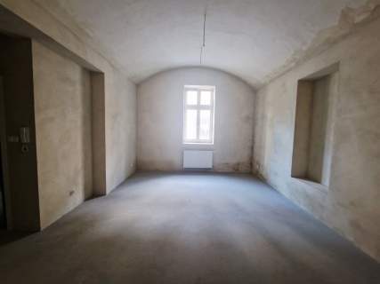 LOKAL UŻYTKOWY UL KALWARYJSKA ,150M2