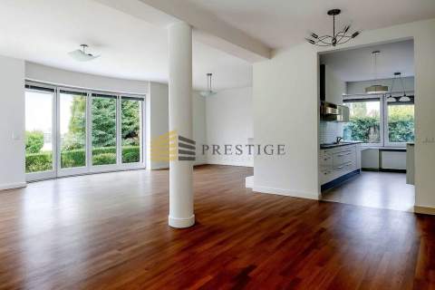 Elegant House Prestigious Neighborhood