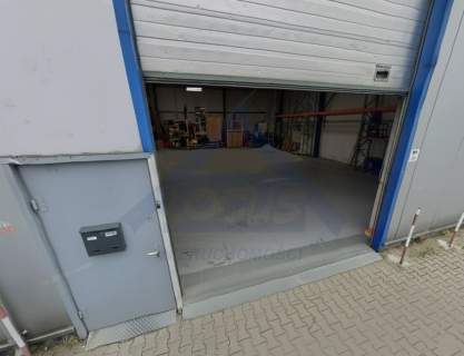 Magazyn przy Trasie Siekierkowskiej, Wawer