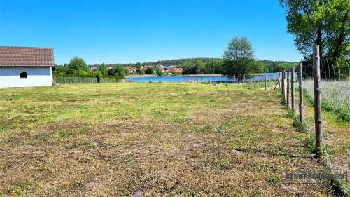 Szczecinek - duża działka budowlana nad jeziorem 