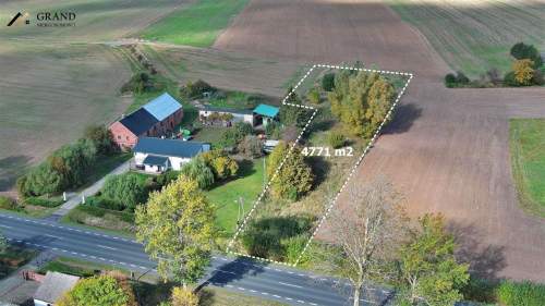 Działka pod zabudowe jednorodzinną- Karwin