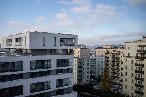 Przestronny apartament z tarasem. Czerwone Maki.