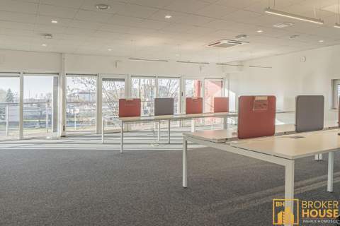 Duże nowoczesny pomieszczenie open space na wynajem