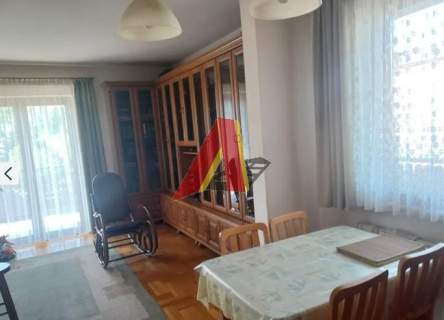 PRAWIE 12 AR ZABUDOWANA DOMEM WOLNOSTOJĄCYM