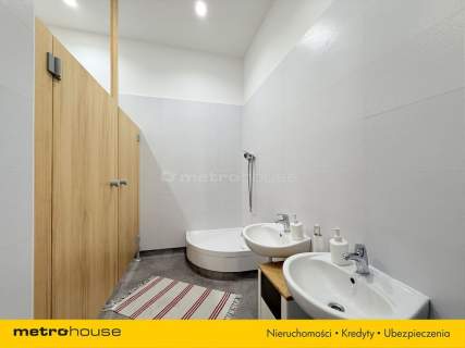 Przestronny lokal z witrynami, 5 min Metro Kabaty