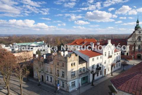 Nieruchomość komercyjna na sprzedaż, 291,1 m2, Sieradz