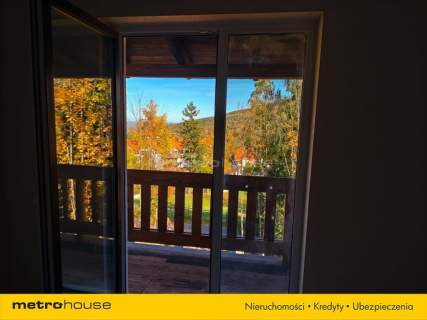 Dwupoziomowy apartament- przeszklenia, 2 balkony,