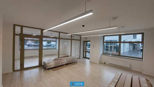 Lokal handlowy usługowy biurowy 166 m2 parking