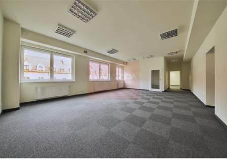 Nieruchomość komercyjna do wynajęcia, 218 m2, Warszawa