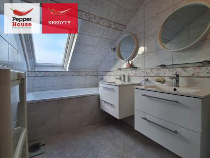 Wyjątkowy apartament 112 m2 po podłodze ze skosami