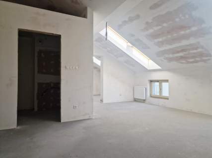 5 POKOJOWE , KALWARYJSKA, 72M2