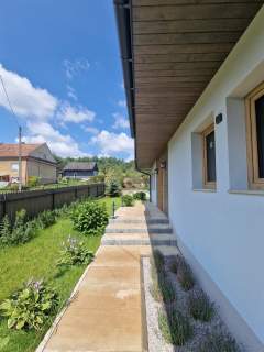 DOM 2 PIETRA - 140 M2 - DZIAŁKA 7 ARÓW - ZARZYCE