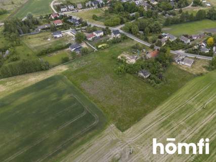 Hektarowa działka rolno-budowlana na sprzedaż