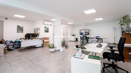 nowy lokal biurowo usługowy 110 m2 Sakwina