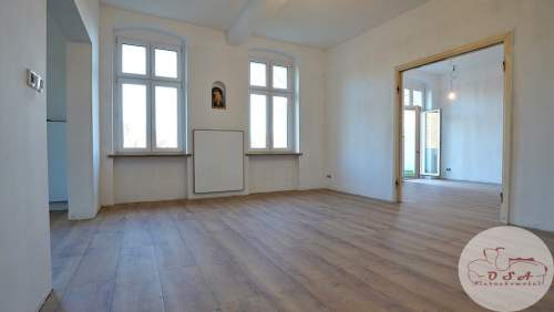 70 m po remoncie balkon piwnica Puszczykowo