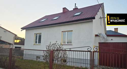 Rodzinny dom parterowy z poddaszem w Ostrowcu