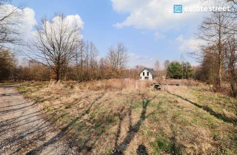Niemal 10 arowa działka budowlana - Czernichów