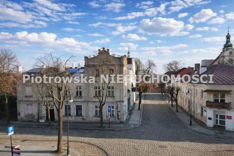 Nieruchomość komercyjna na sprzedaż, 291,1 m2, Sieradz