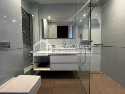 3 pok apartament 5 min od morza długoterminowo