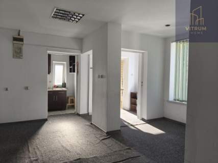 Do wynajęcia lokal biurowo-usługowy o powierzchni 30m2 w Tarnowie