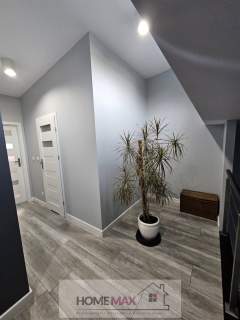 Nowoczesny, 2- poziomowy loft z ogródkiem 