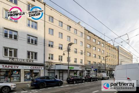 GDYNIA ŚWIĘTOJAŃSKA 42m , DO WŁASNEJ ARANŻACJI