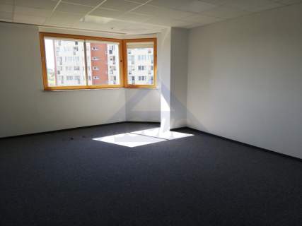 Biuro do wynajęcia Port Praski 240 m2