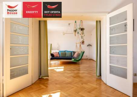 Lokal z witryną 38 m2 mieszkanie 107 m2 w cenie