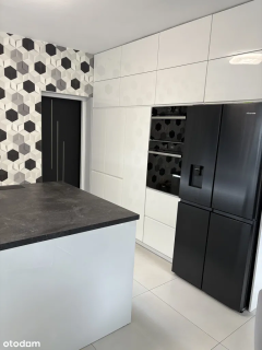 Dom jednorodzinny o pow. 220 m2 cał., do zamieszkania, super