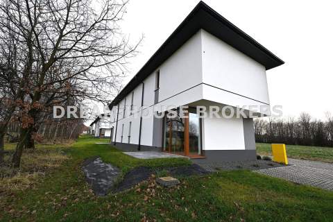 Nowoczesny dom -3 sypialnie, 2msc postojowe Malawa