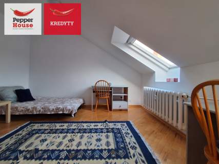 Wyjątkowy apartament 112 m2 po podłodze ze skosami