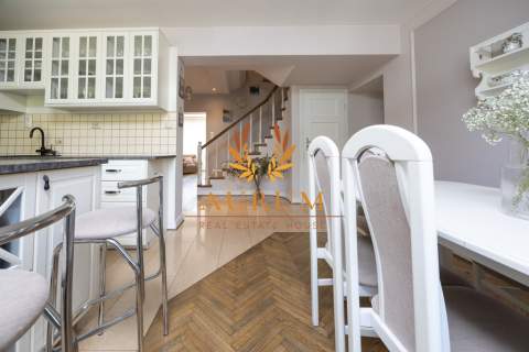 360 m2 - 2 domy w jedej bryle na jednej KW