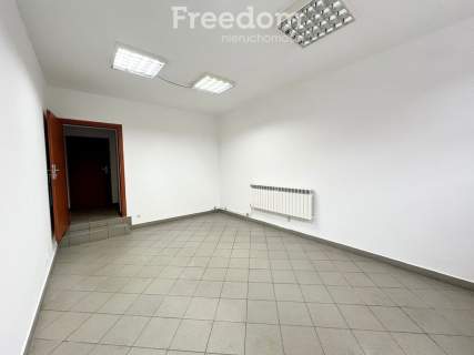 Atrakcyjny przestronny lokal w Centrum parking
